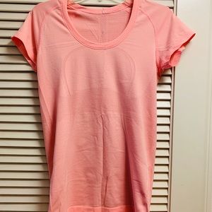 Lululemon Tech Swiftly Short Sleeve Crew